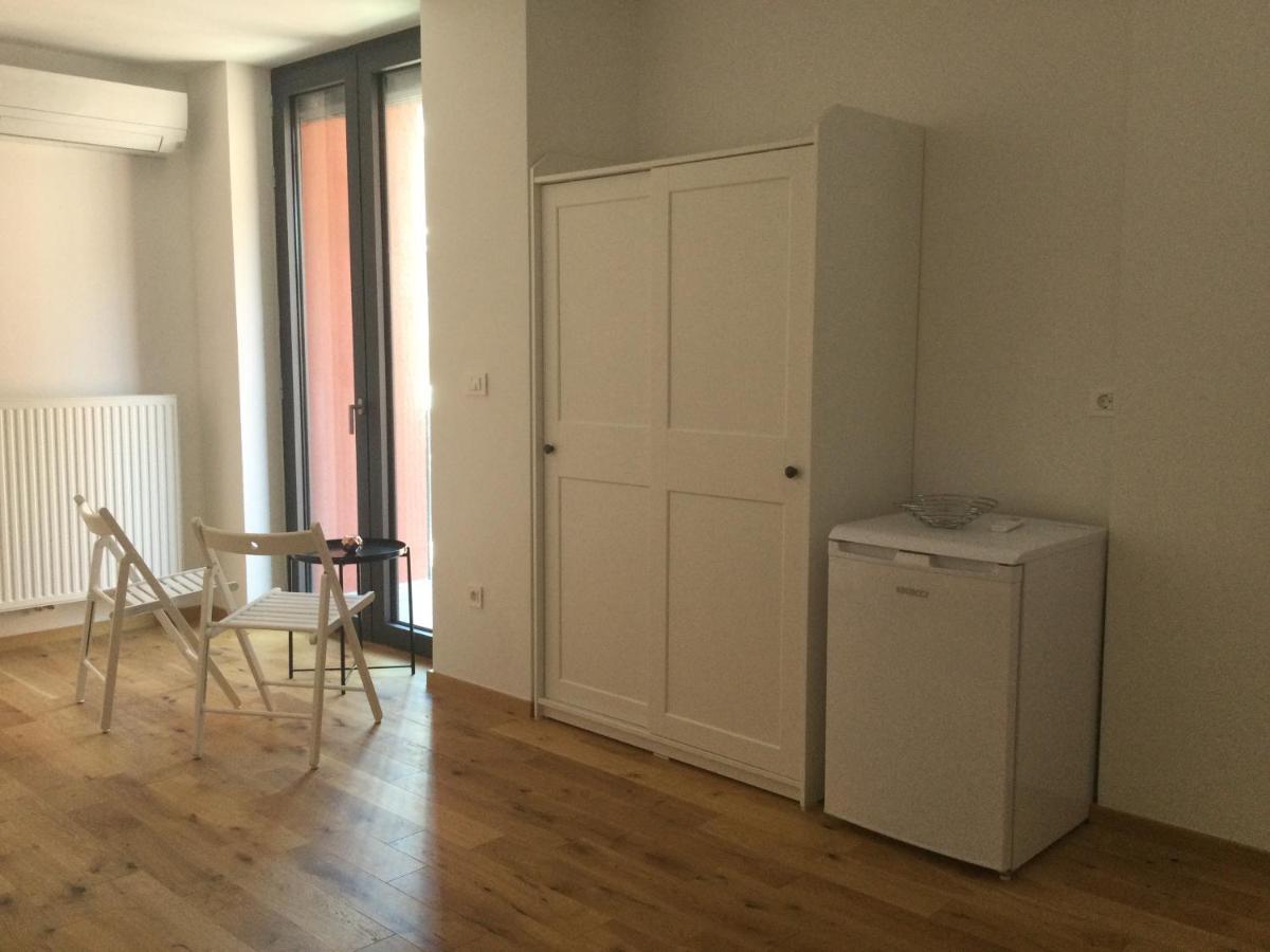 Lovely Studio Appartment With Patio Near The Sea コペル エクステリア 写真