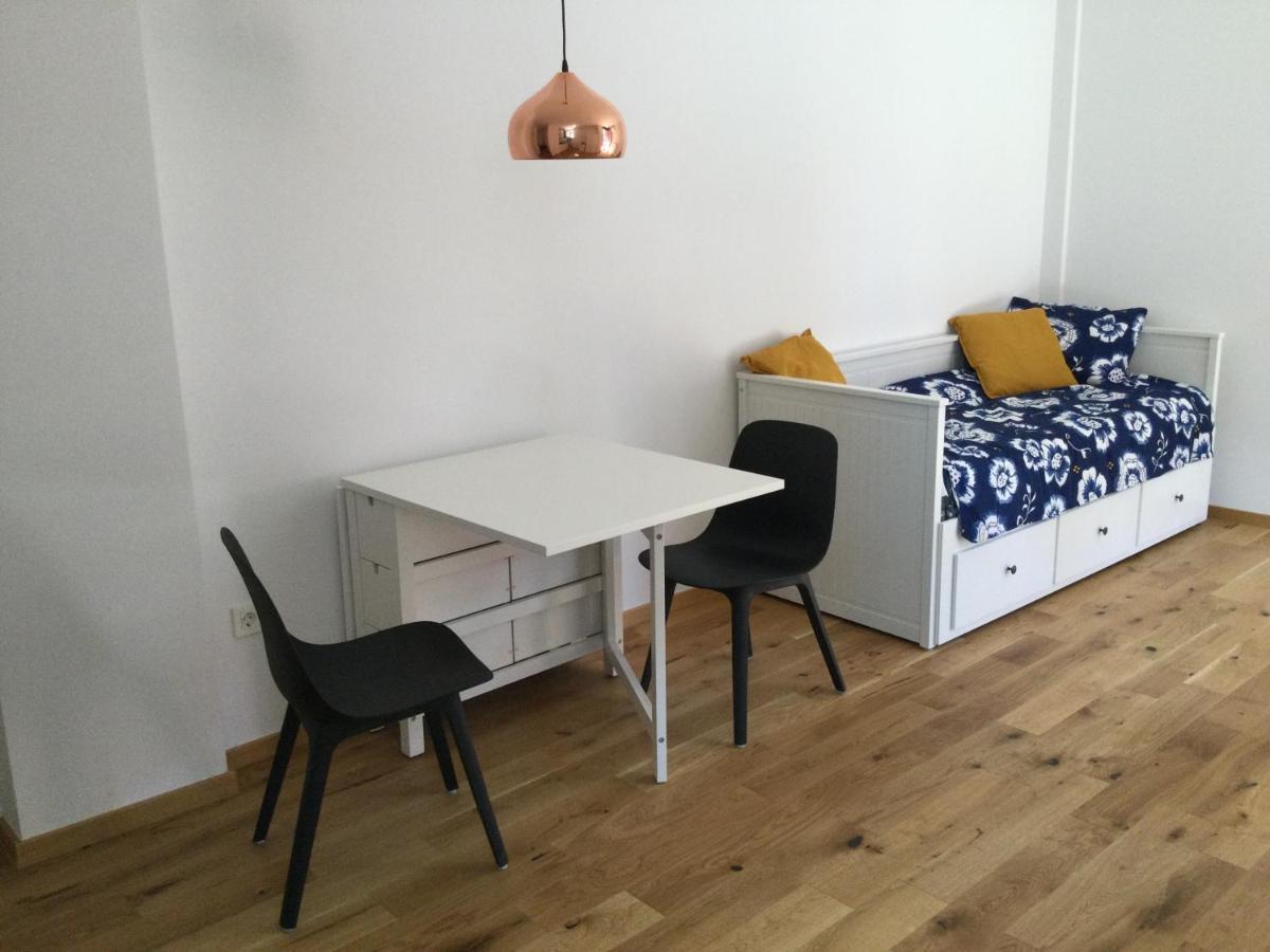 Lovely Studio Appartment With Patio Near The Sea コペル エクステリア 写真
